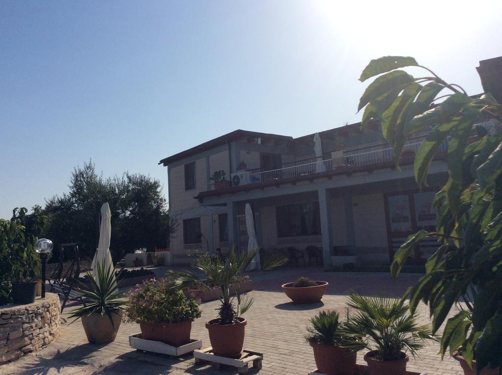 Agriturismo La Ferrovia Мольфетта Экстерьер фото
